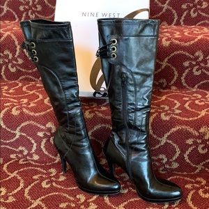 Nine West knee-high black boot with heel